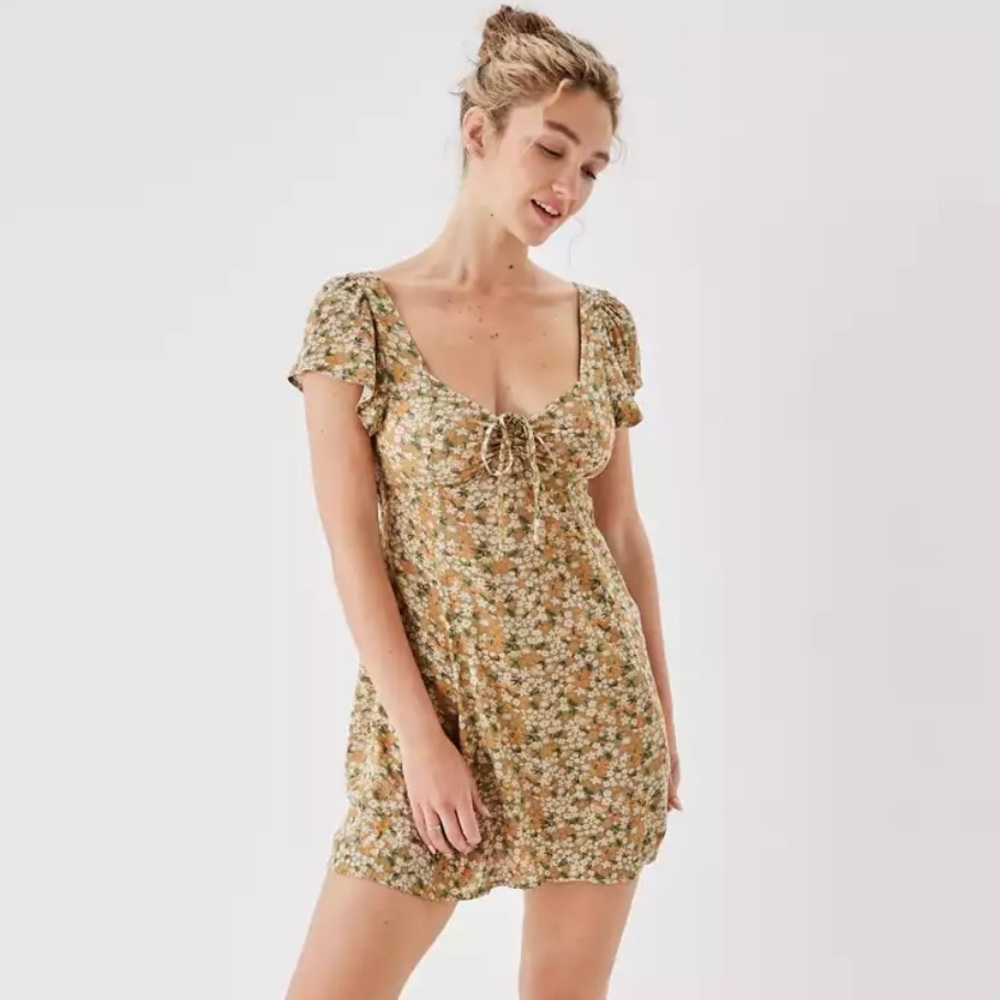 American Eagle Floral Cinch-Front Mini Dress